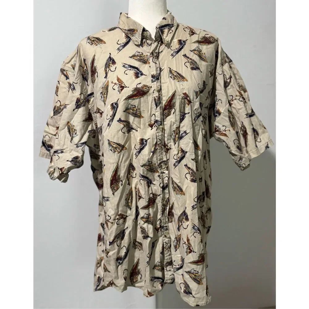 Columbia short sleeve button up Fishing lure buck tail print L